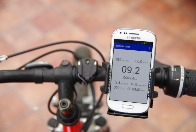 Android speedo on bike using Arduino and Bluetooth.